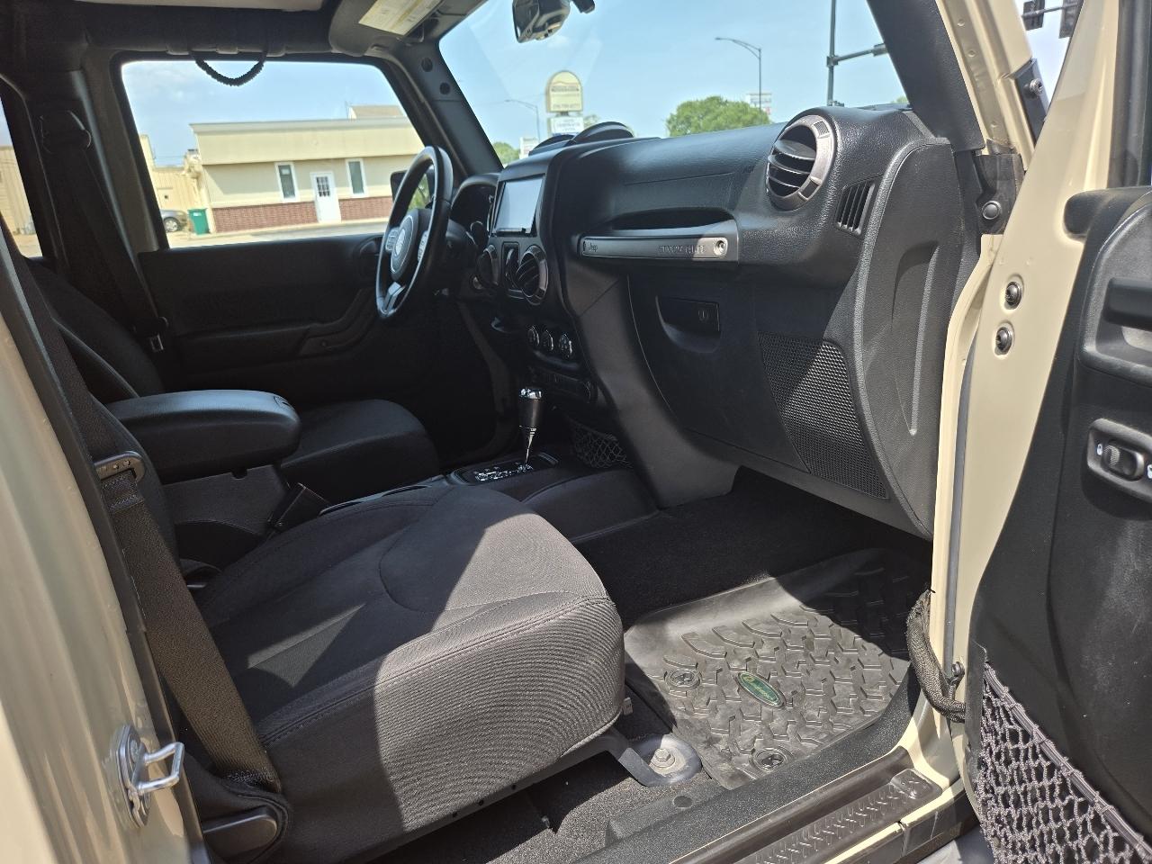 Jeep Wrangler JK Unlimited Sport 4WD 2018