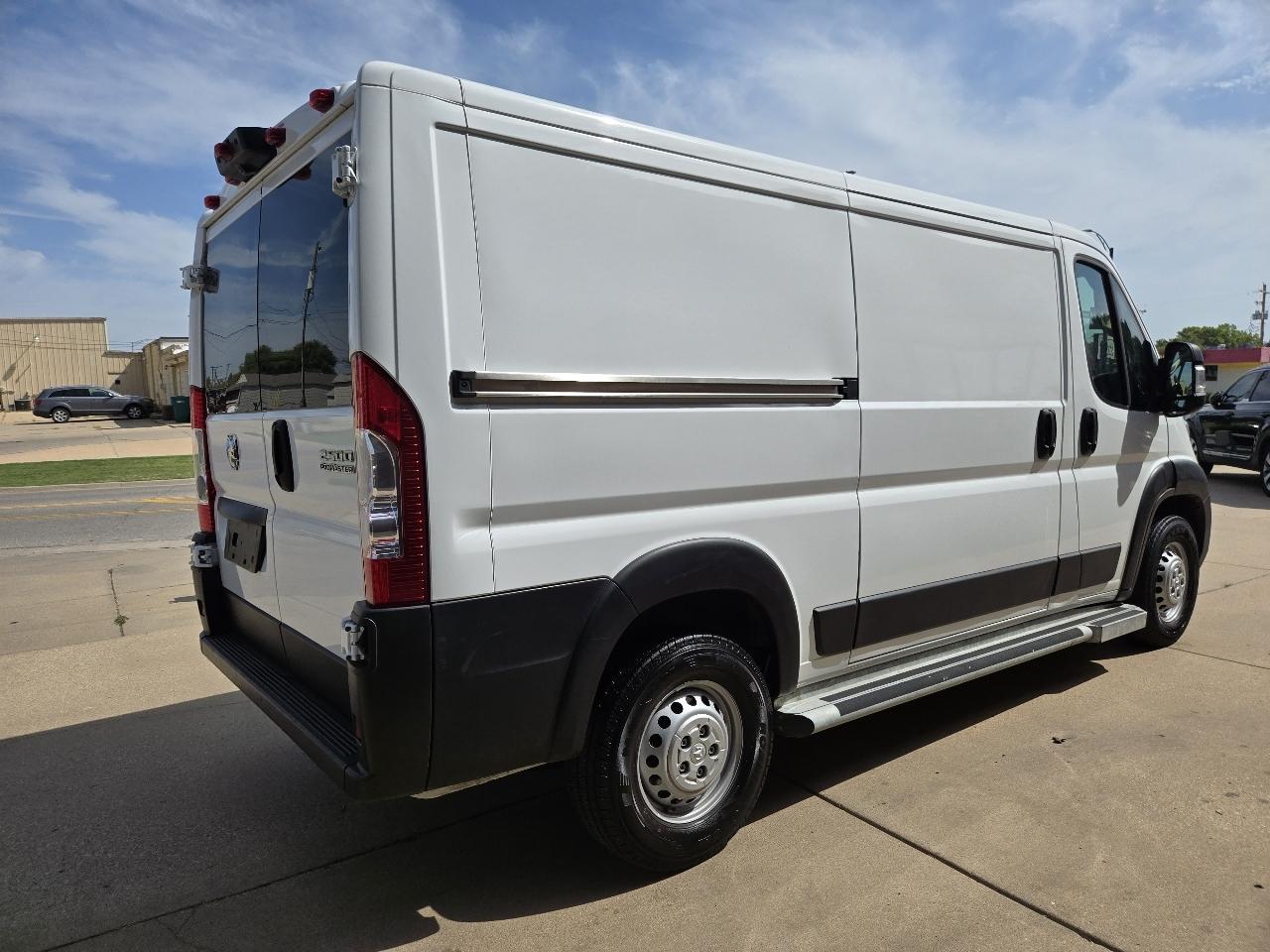 RAM Promaster 2500 Low Roof 2025