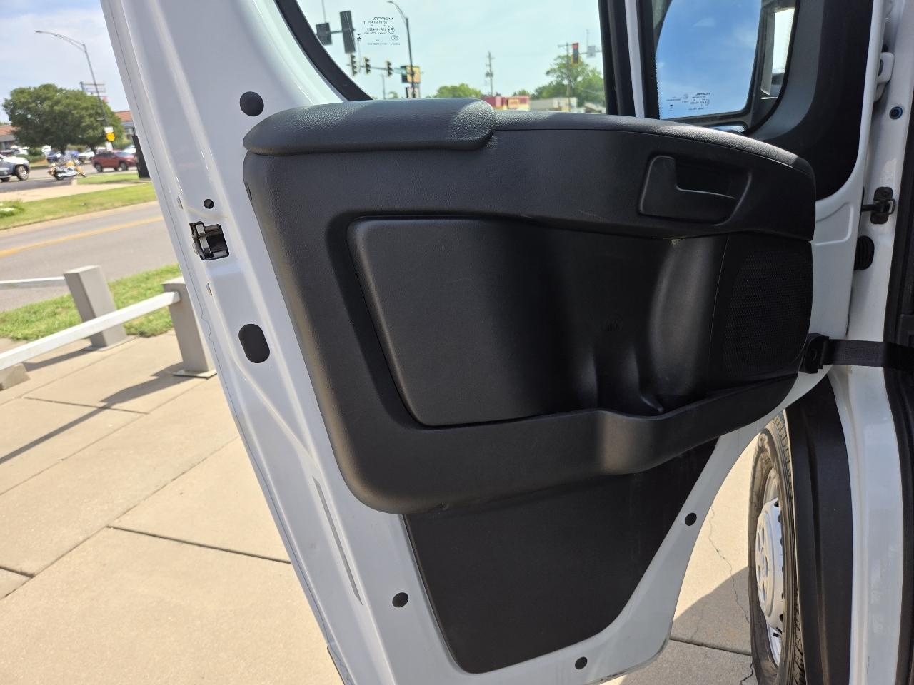 RAM Promaster 2500 Low Roof 2025
