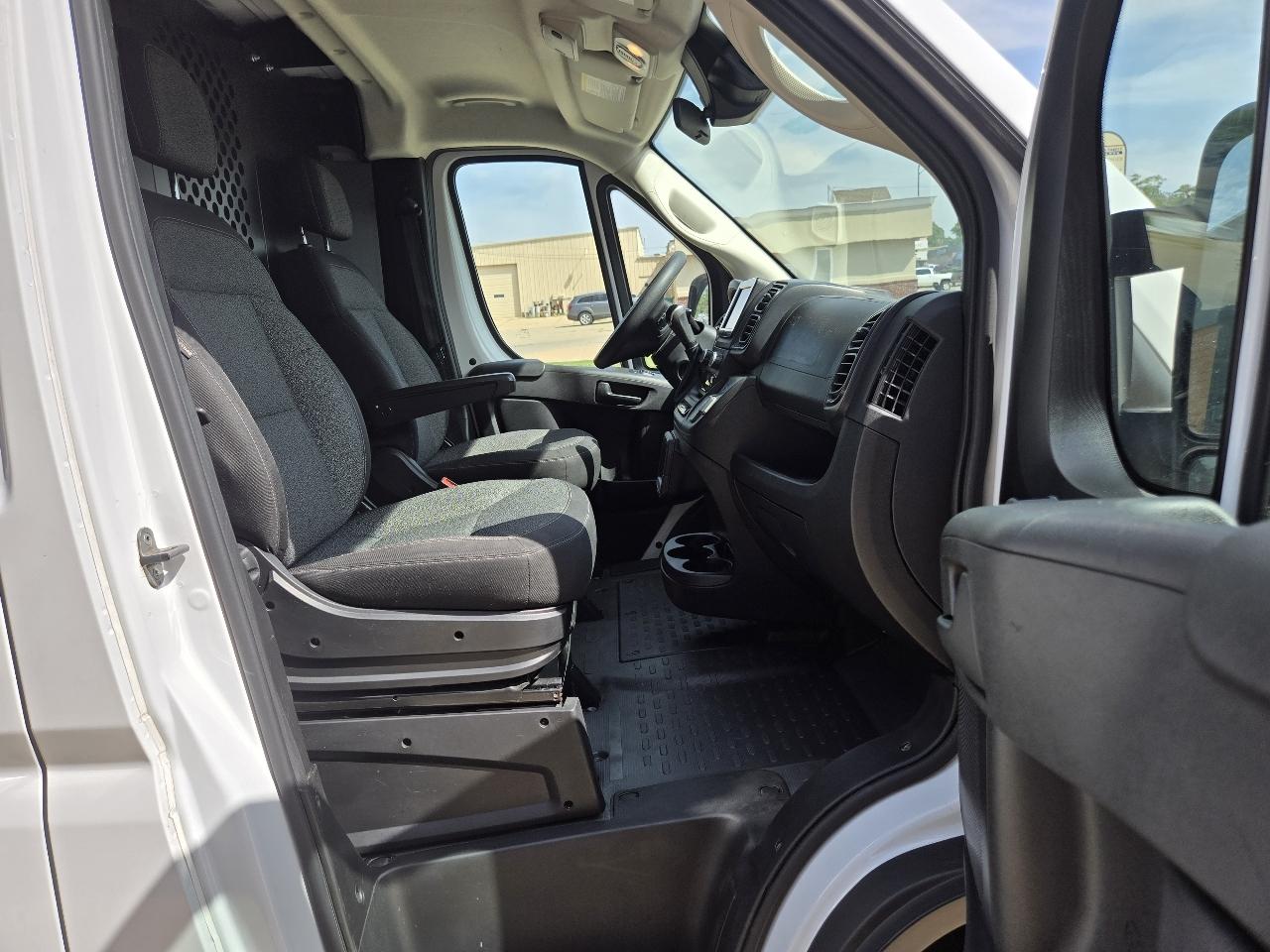 RAM Promaster 2500 Low Roof 2025