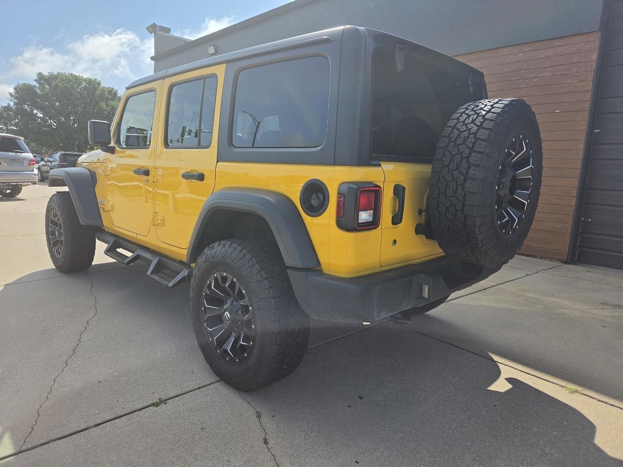Jeep Wrangler Unlimited Sport 2019