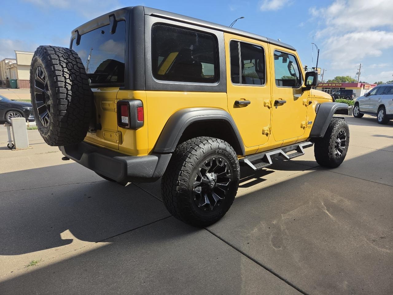 Jeep Wrangler Unlimited Sport 2019