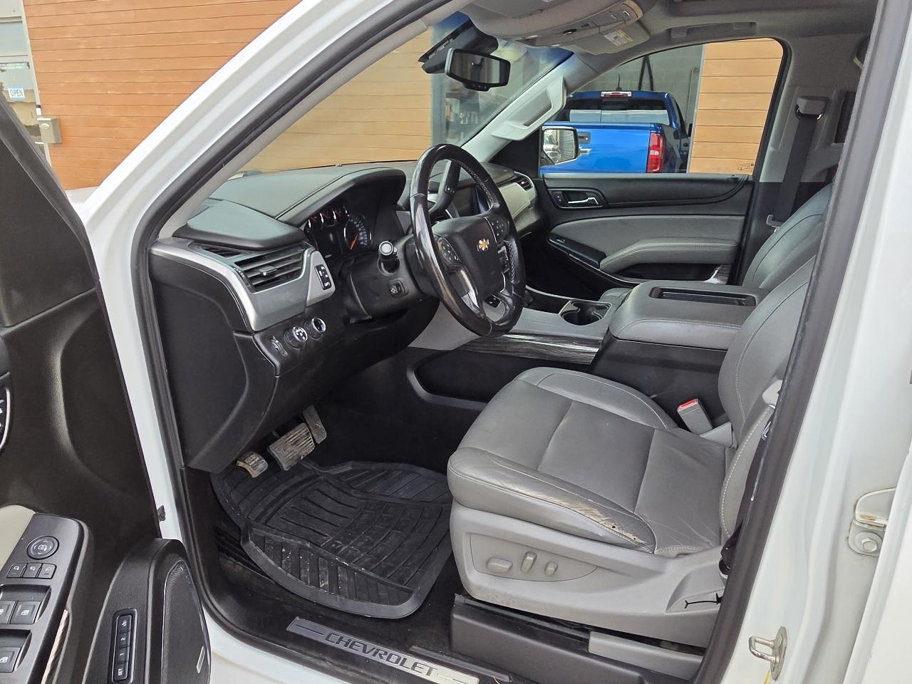 Chevrolet Suburban LT 4WD 2018