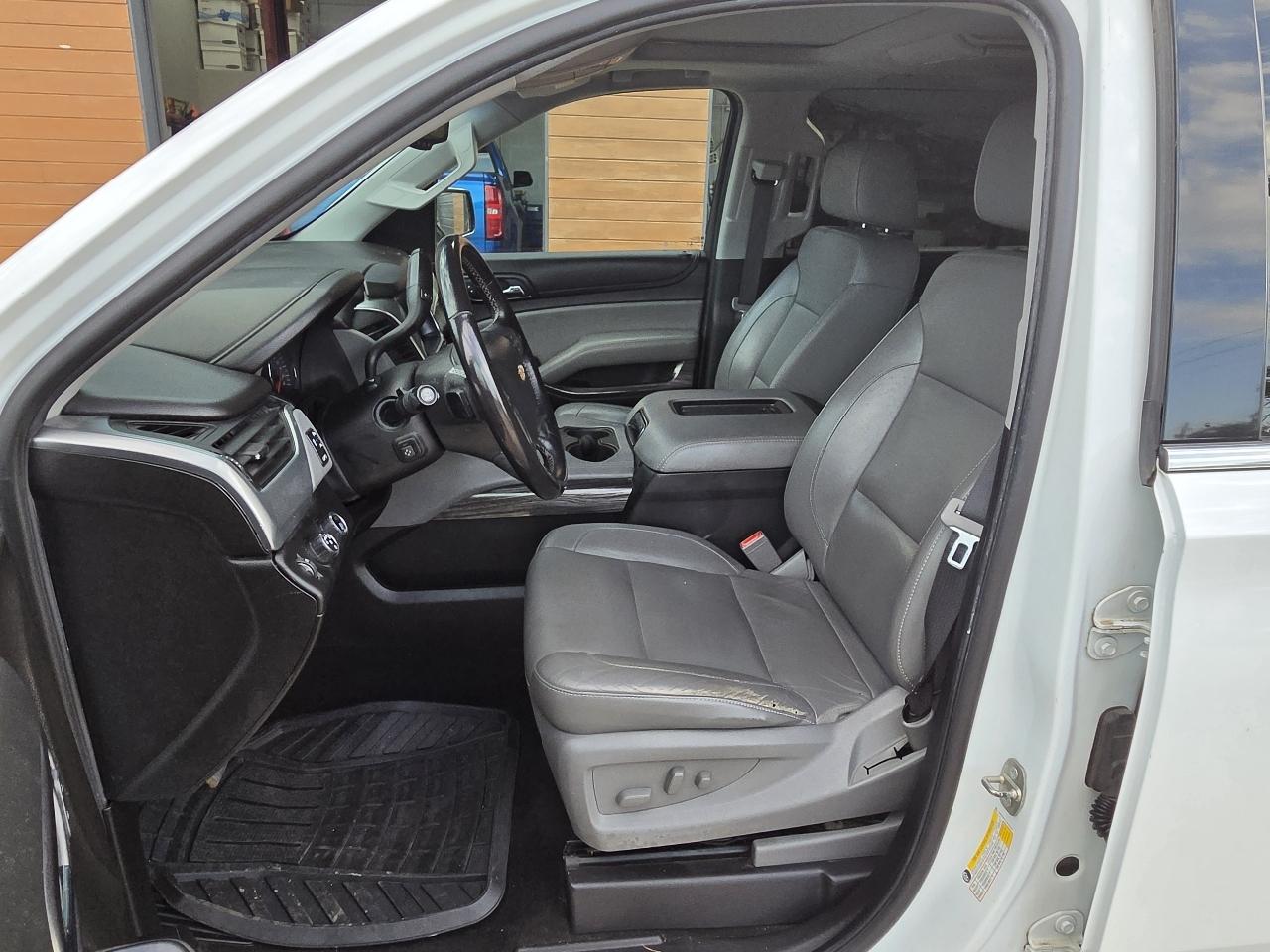 Chevrolet Suburban LT 4WD 2018
