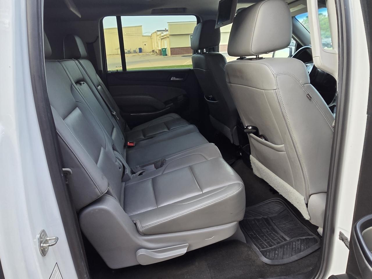 Chevrolet Suburban LT 4WD 2018
