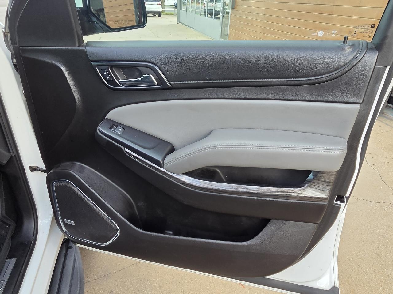 Chevrolet Suburban LT 4WD 2018