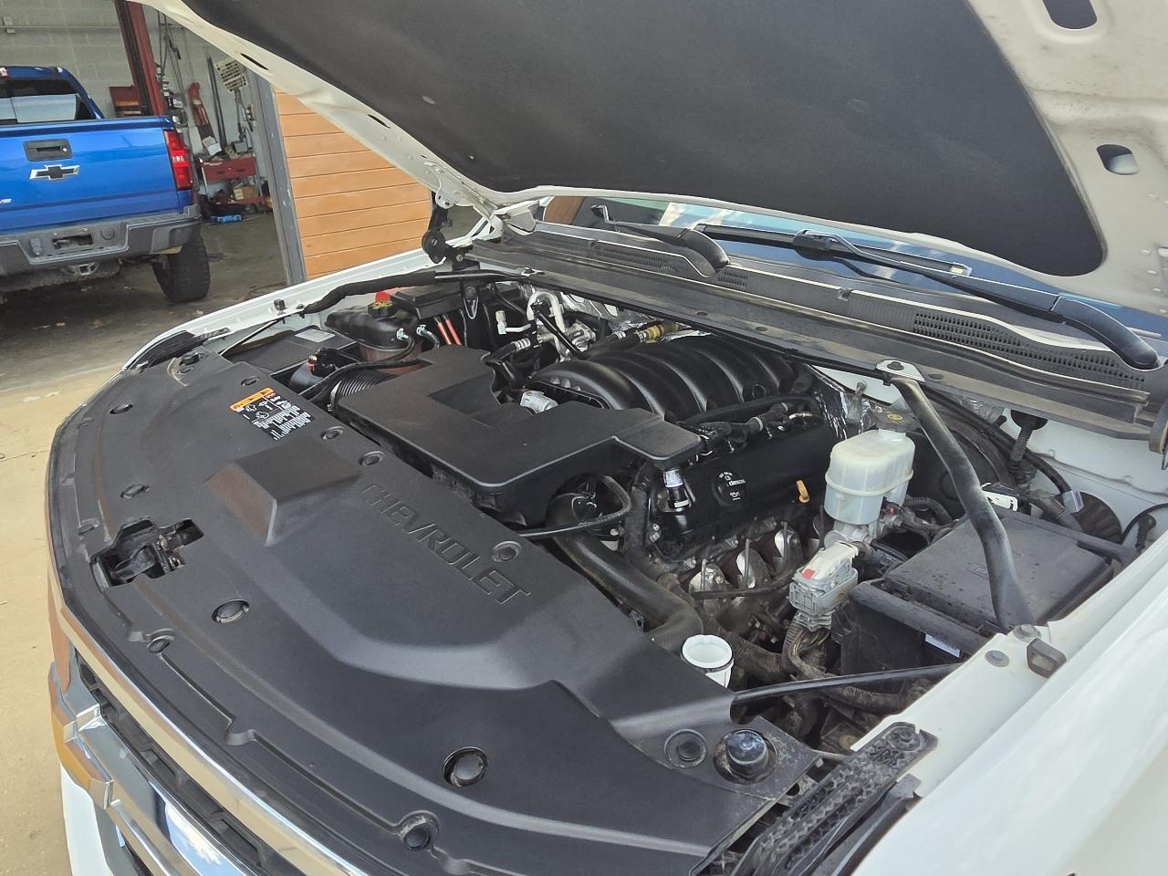 Chevrolet Suburban LT 4WD 2018