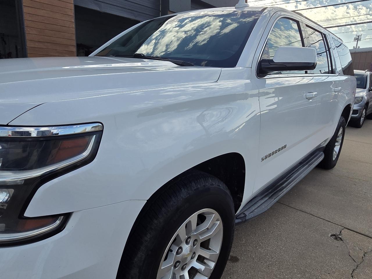 Chevrolet Suburban LT 4WD 2018