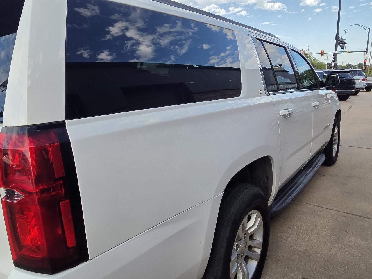 Chevrolet Suburban LT 4WD 2018