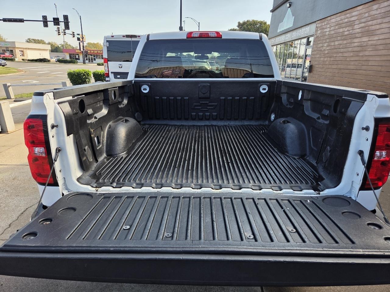 Chevrolet Silverado 1500 1LT Crew Cab Long Box 4WD 2018
