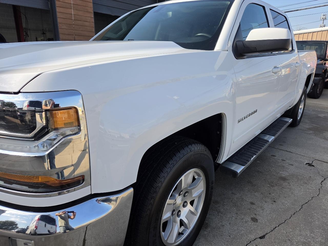 Chevrolet Silverado 1500 1LT Crew Cab Long Box 4WD 2018
