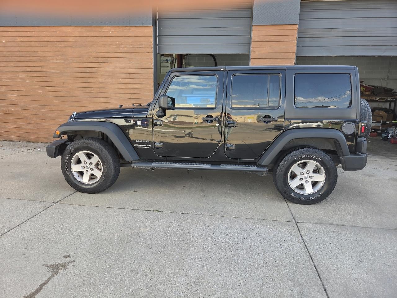 Jeep Wrangler Unlimited Sport 4WD 2016
