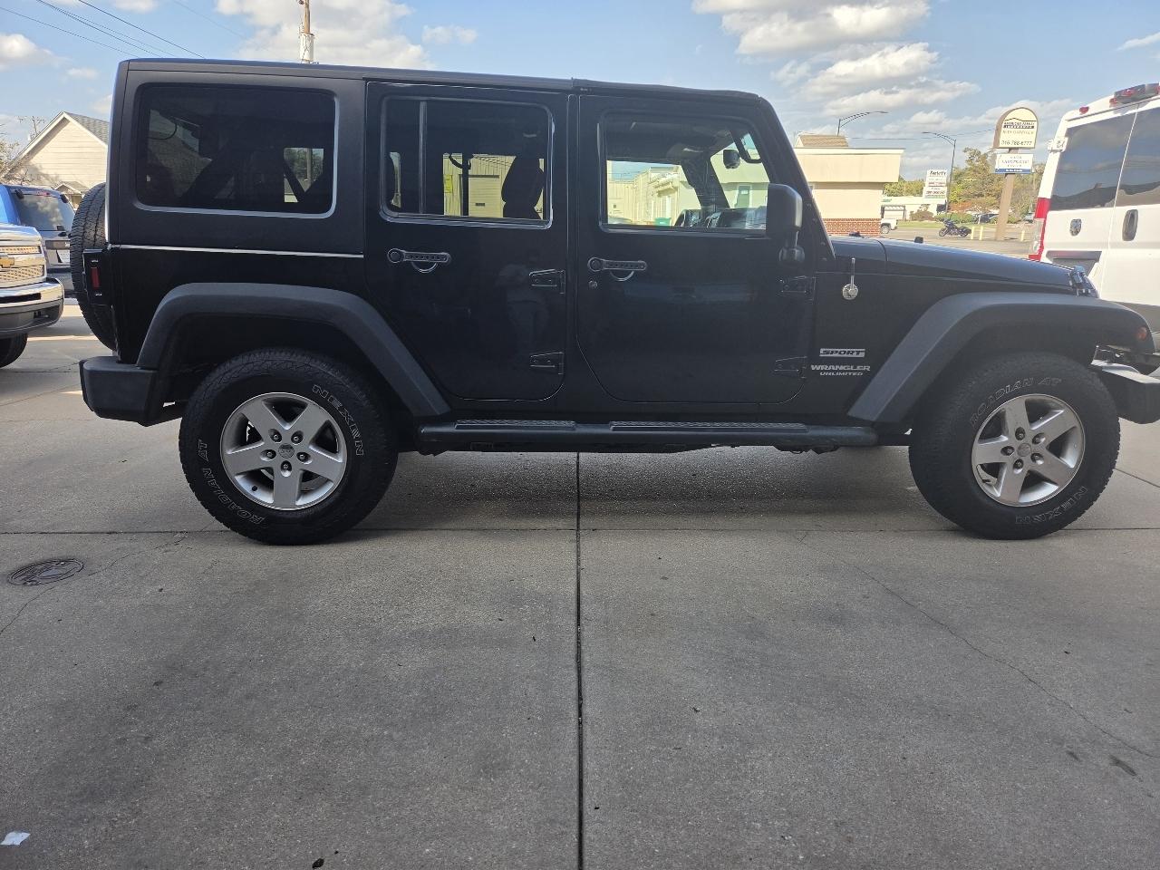 Jeep Wrangler Unlimited Sport 4WD 2016