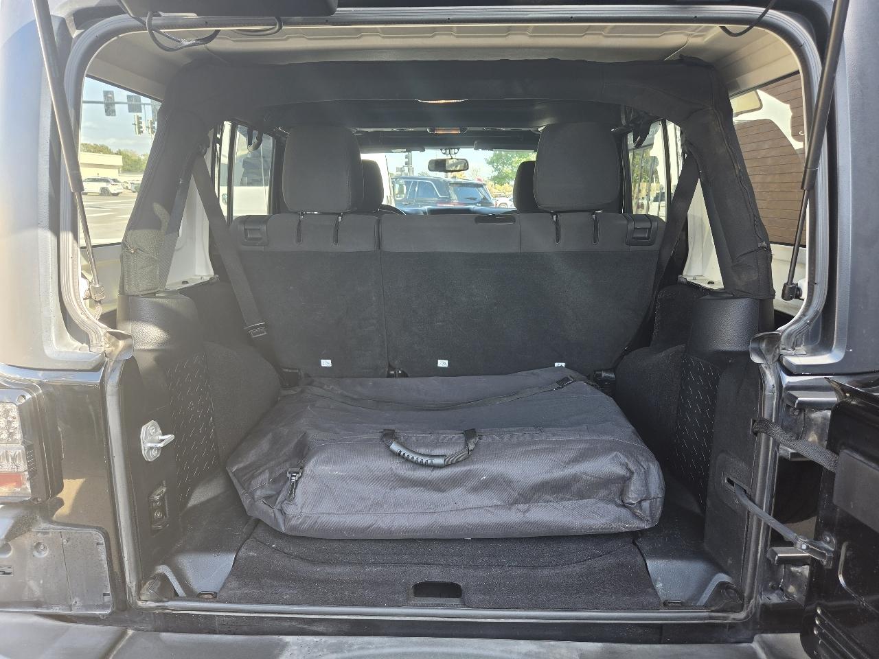 Jeep Wrangler Unlimited Sport 4WD 2016