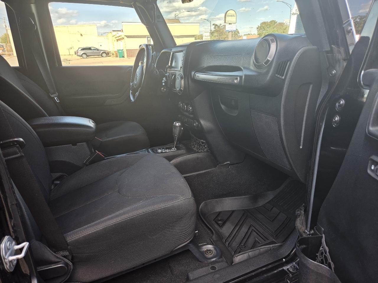 Jeep Wrangler Unlimited Sport 4WD 2016