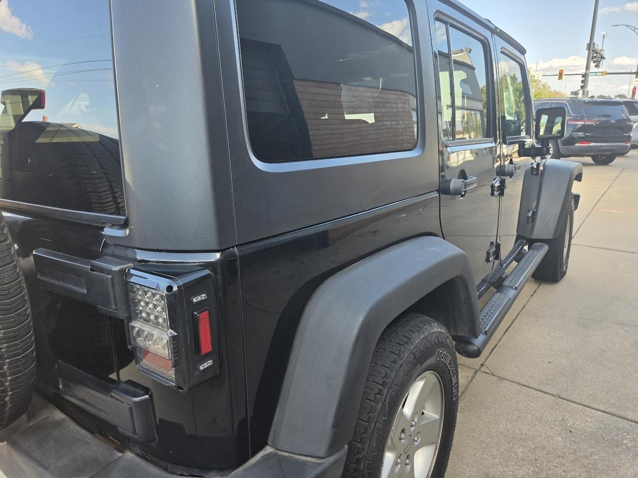Jeep Wrangler Unlimited Sport 4WD 2016