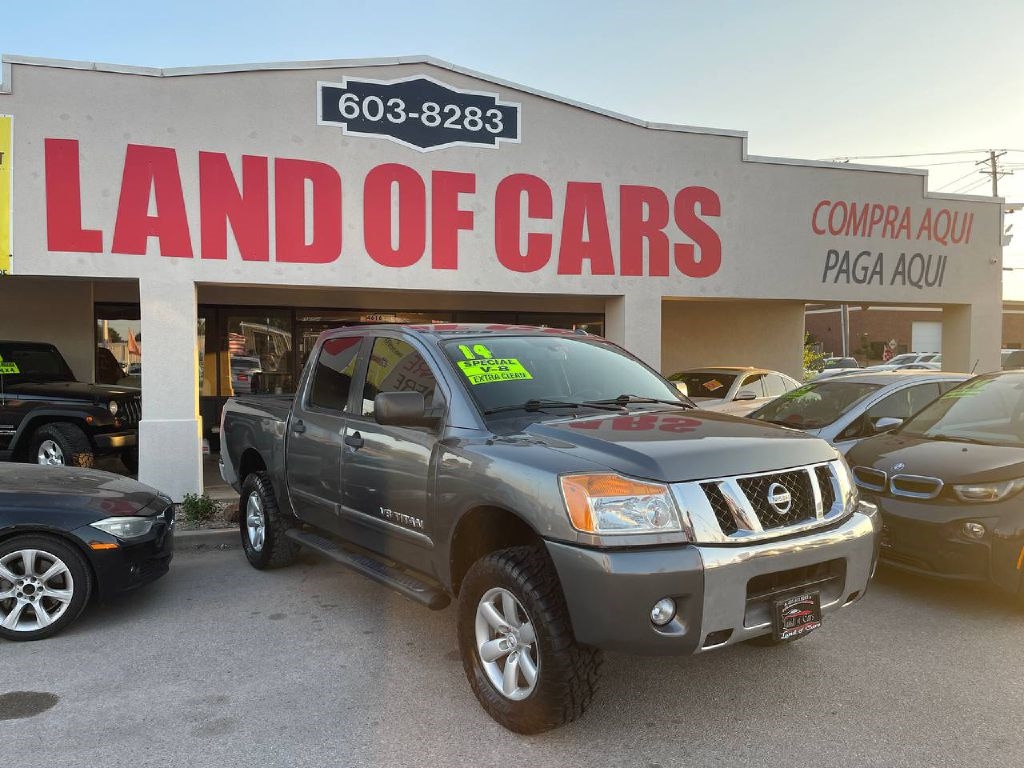 Nissan Titan 2WD Crew Cab SWB SL 2014