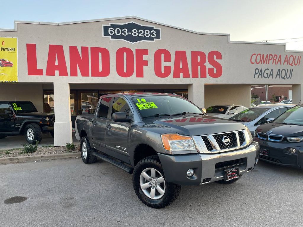 Nissan Titan 2WD Crew Cab SWB SL 2014