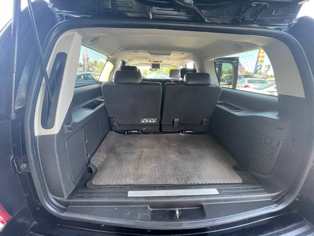 2008 Cadillac Escalade ESV photo 10