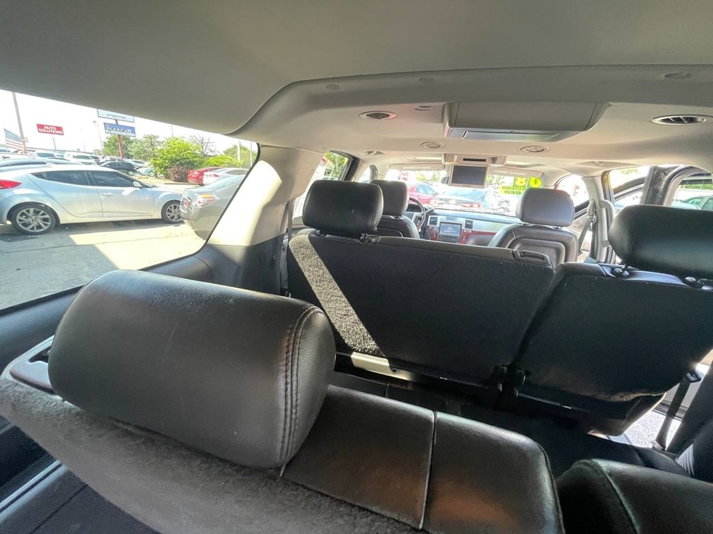 2008 Cadillac Escalade ESV photo 11