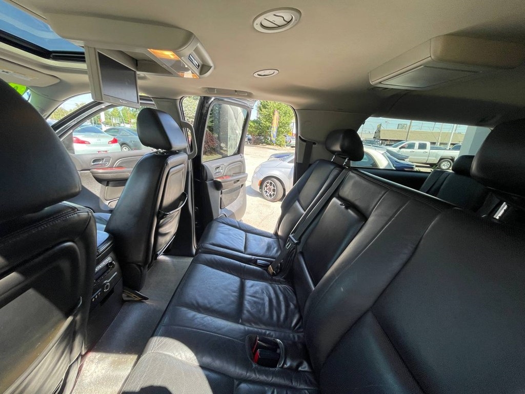 2008 Cadillac Escalade ESV photo 20