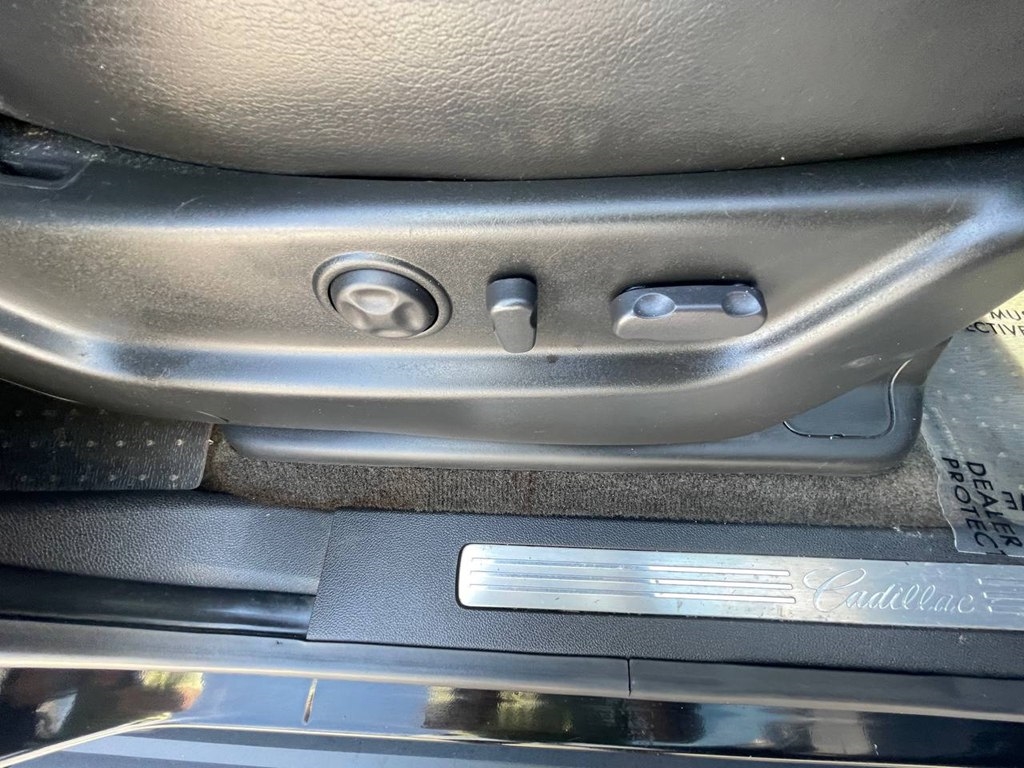 2008 Cadillac Escalade ESV photo 32