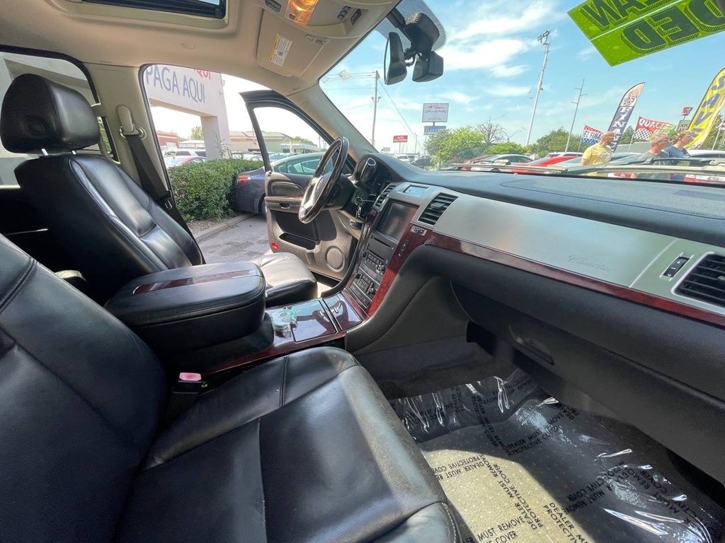 2008 Cadillac Escalade ESV photo 34