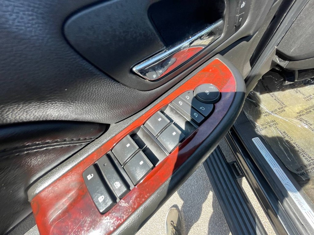 2008 Cadillac Escalade ESV photo 36