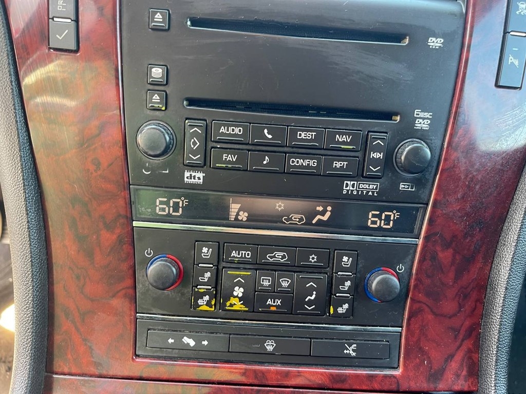 2008 Cadillac Escalade ESV photo 44