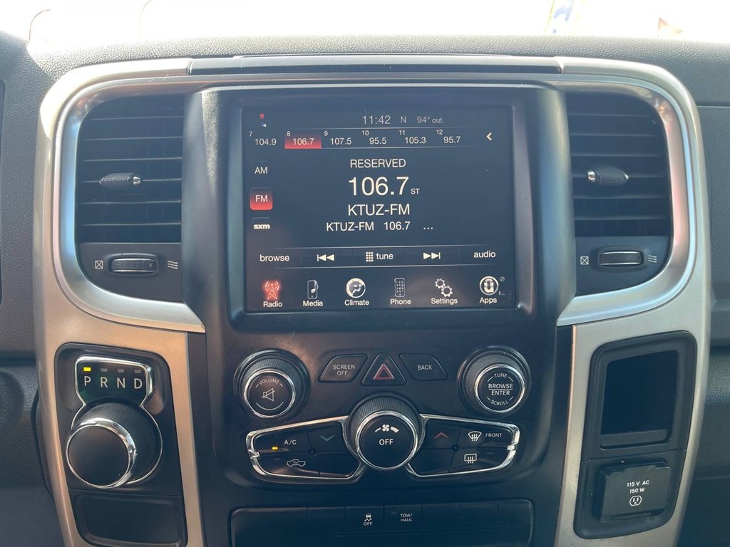 RAM 1500 2WD Quad Cab 140.5" Big Horn 2015