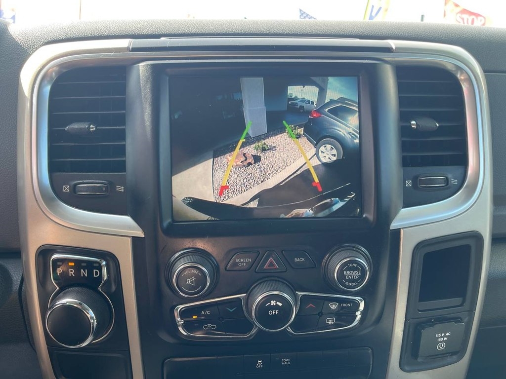 RAM 1500 2WD Quad Cab 140.5" Big Horn 2015