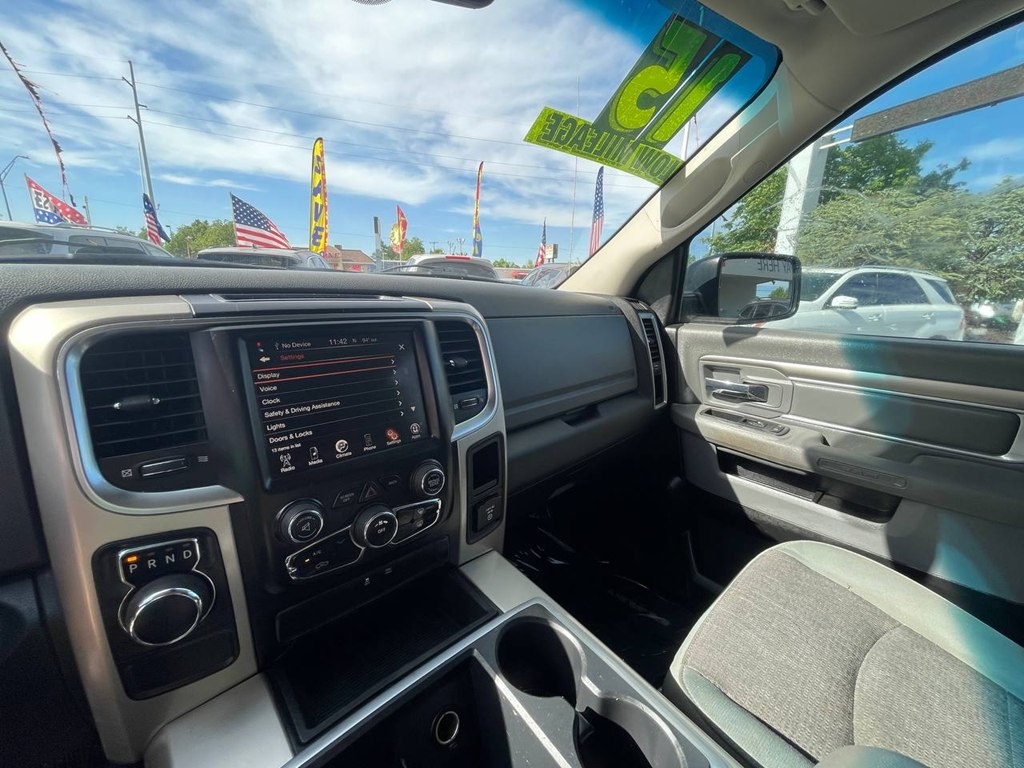 RAM 1500 2WD Quad Cab 140.5" Big Horn 2015