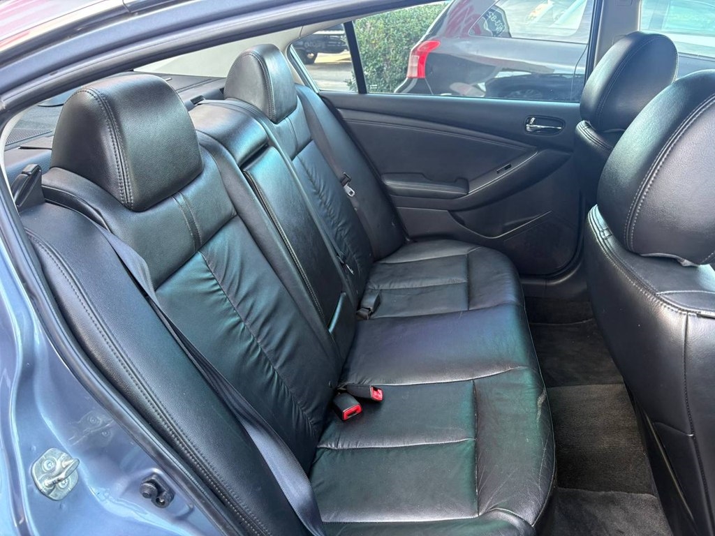 Nissan Altima 4dr Sdn I4 CVT 2.5 SL 2012