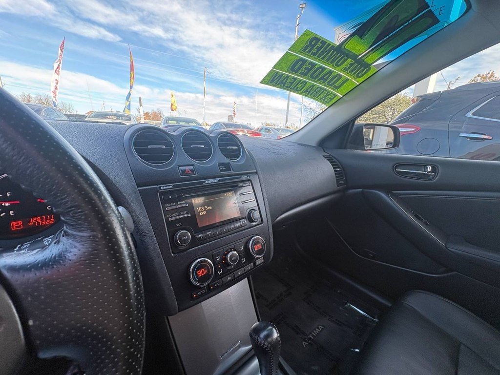 Nissan Altima 4dr Sdn I4 CVT 2.5 SL 2012