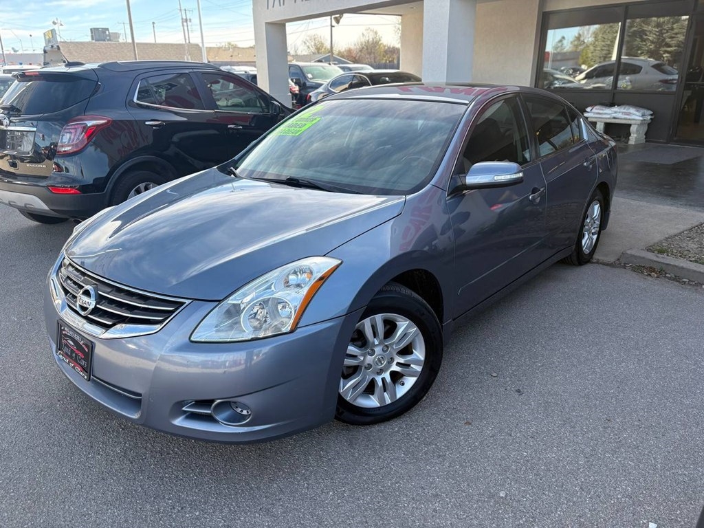 Nissan Altima 4dr Sdn I4 CVT 2.5 SL 2012