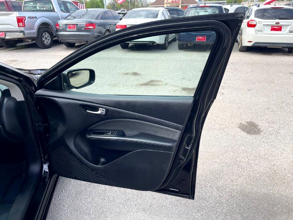 Dodge Dart 4dr Sdn Aero *Ltd Avail* 2013