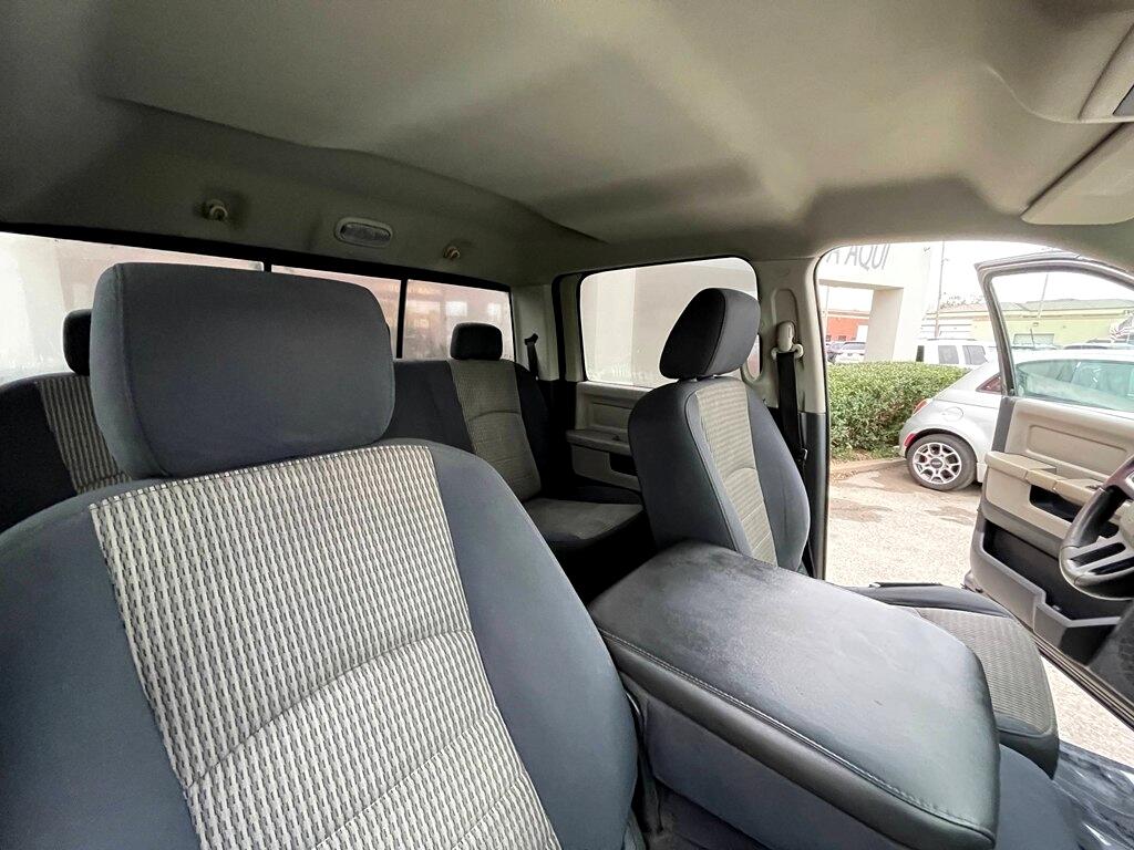 Dodge Ram 1500 2WD Crew Cab 140.5" SLT 2009