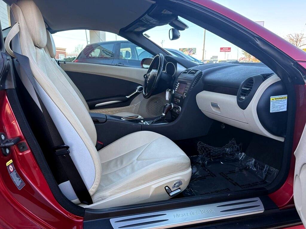 Mercedes-Benz SLK-Class Roadster 3.5L 2005