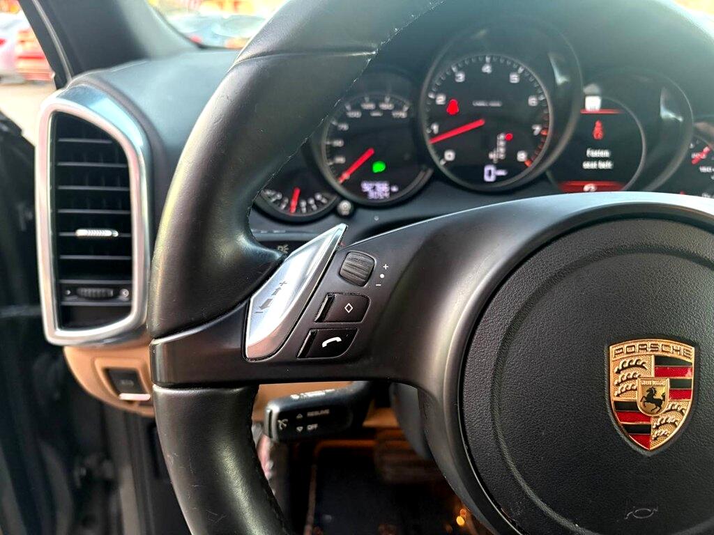 Porsche Cayenne AWD 4dr Manual 2014