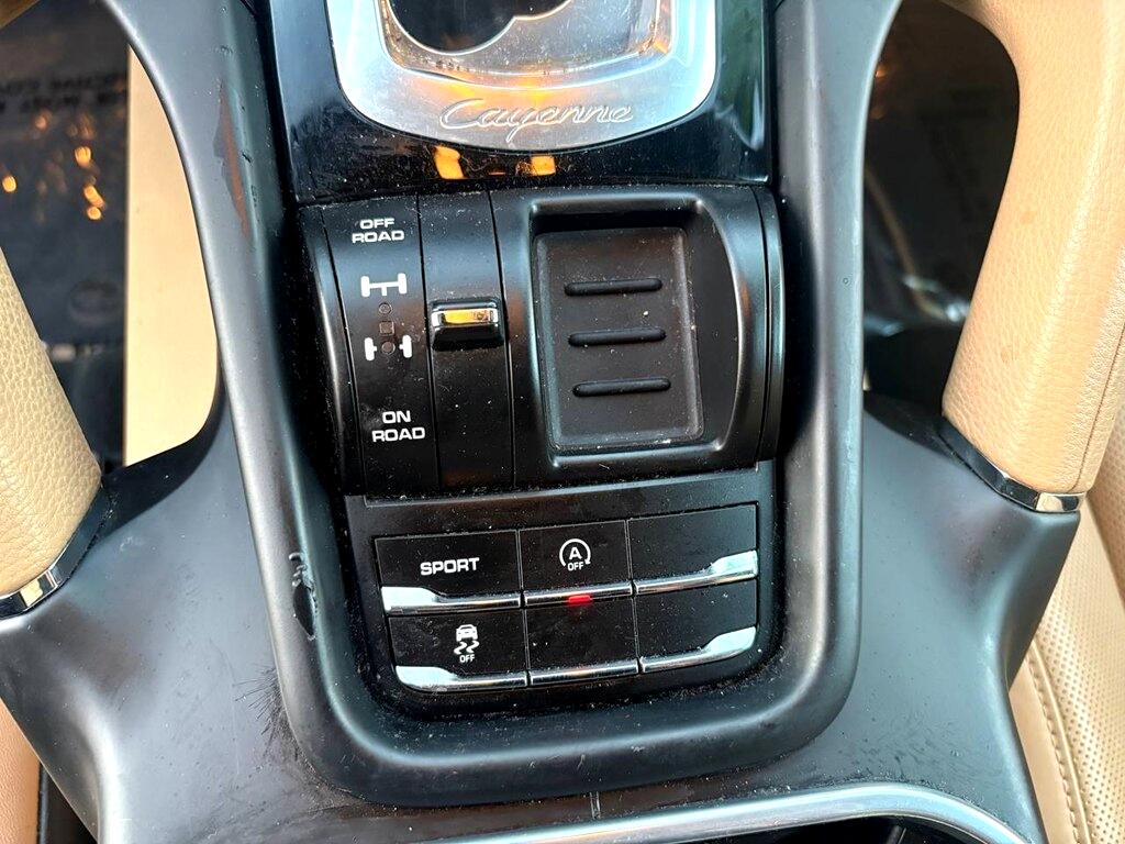 Porsche Cayenne AWD 4dr Manual 2014