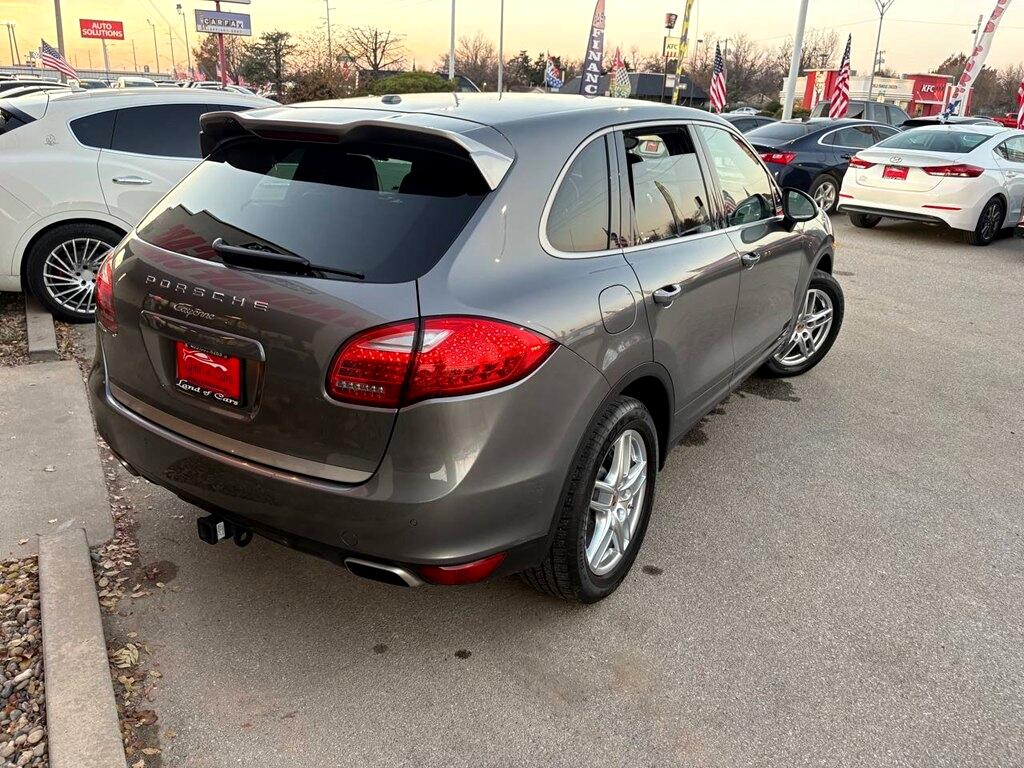 Porsche Cayenne AWD 4dr Manual 2014