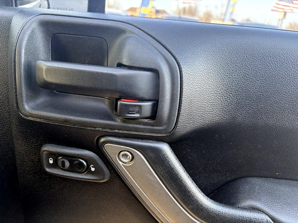 Jeep Wrangler 4WD 2dr Sport 2012