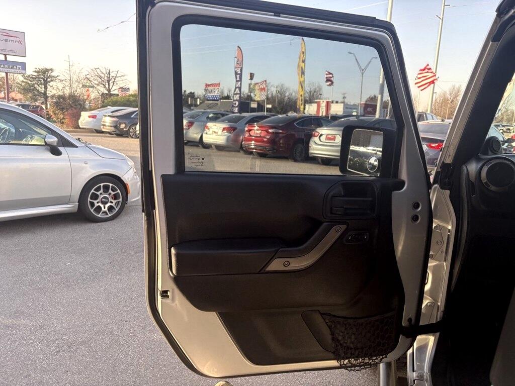 Jeep Wrangler 4WD 2dr Sport 2012