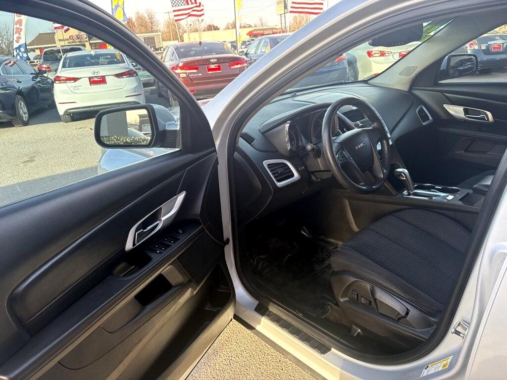 GMC Terrain FWD 4dr SLE-1 2011