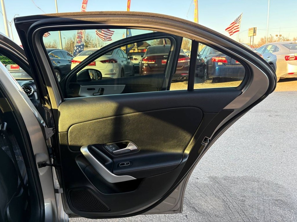 Mercedes-Benz A-Class A 220 4MATIC Sedan 2019