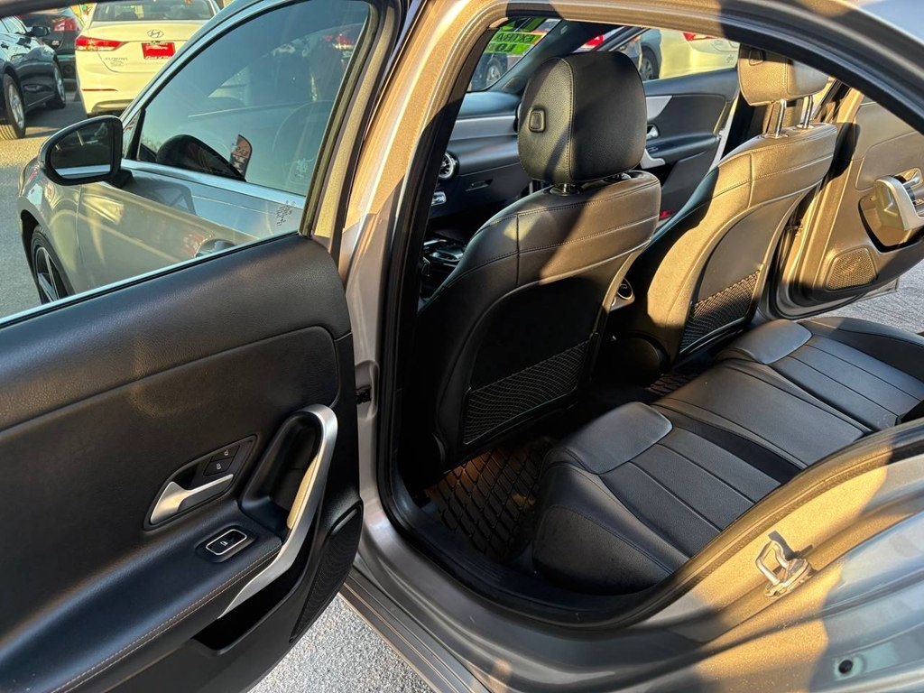 Mercedes-Benz A-Class A 220 4MATIC Sedan 2019