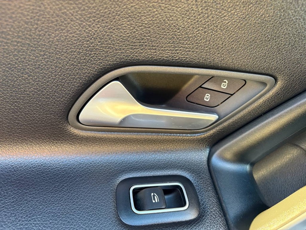 Mercedes-Benz A-Class A 220 4MATIC Sedan 2019