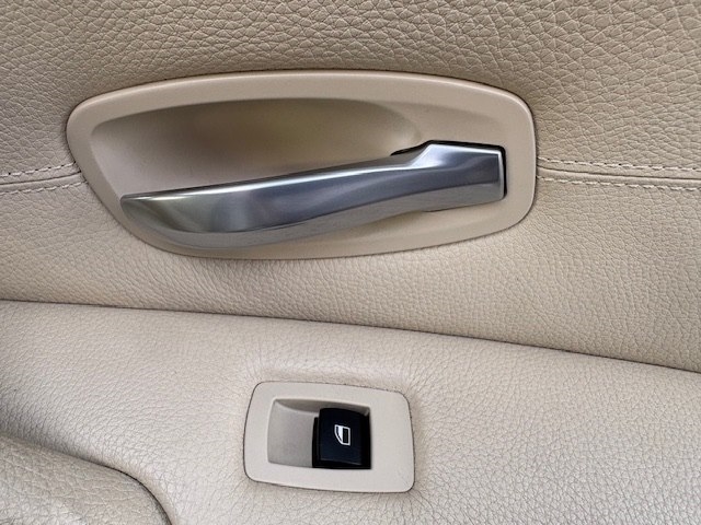 BMW 5 Series 4dr Sdn 528i RWD 2008