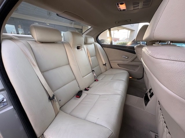 BMW 5 Series 4dr Sdn 528i RWD 2008