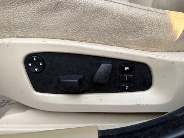 BMW 5 Series 4dr Sdn 528i RWD 2008